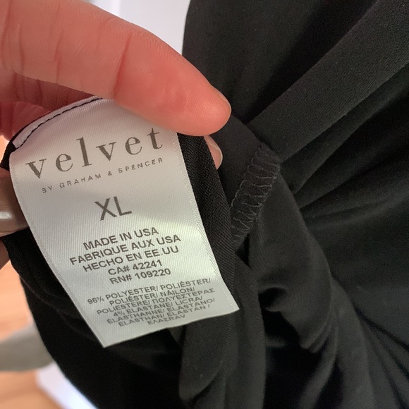 Velvet by Graham and Spencer black dress - Picture 5 of 5